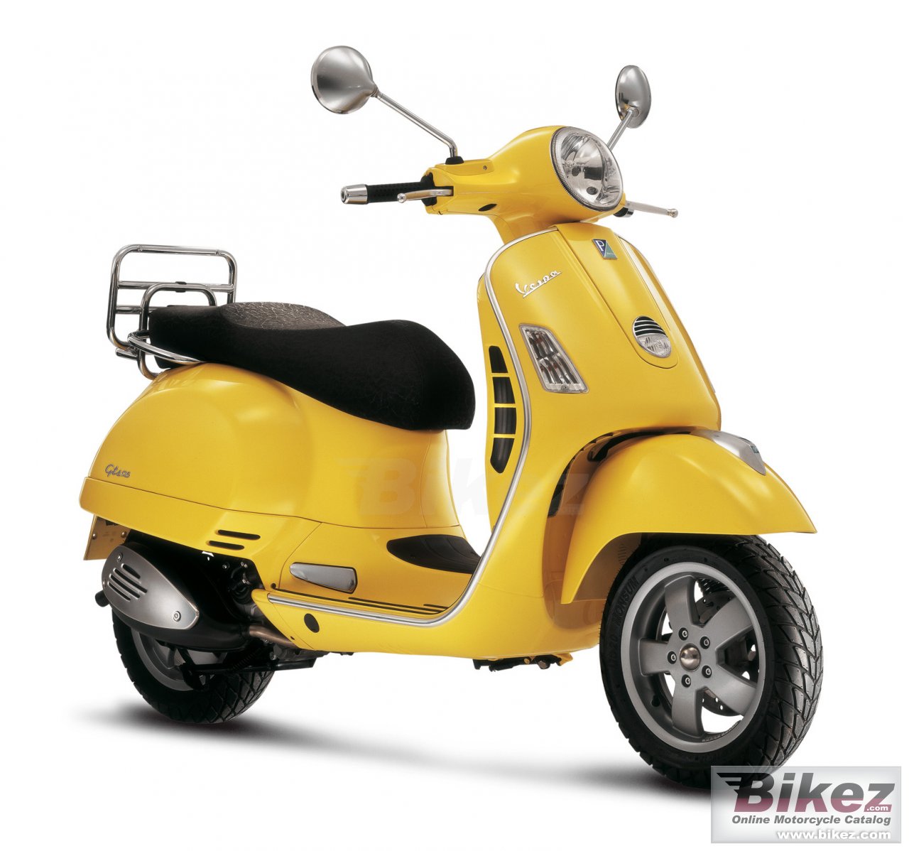 Big Vespa gts 125 picture and wallpaper from Bikez.com